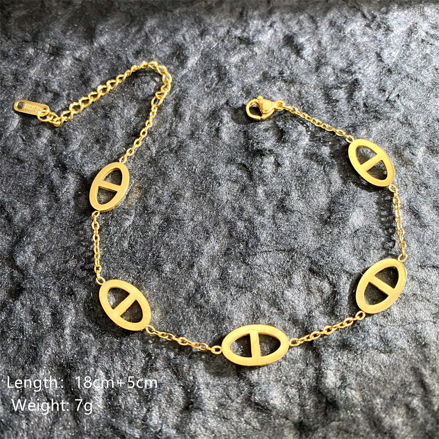 11g Weight 18K Gold Plated Plating Material Simple Style Geometric Titanium Steel 18K Gold Plated Bracelets In Bulk