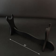 黒いサイズの中サイズの展示棚の周辺の刀剣銃棚の装飾部品は分解して自分で再編成することができます。