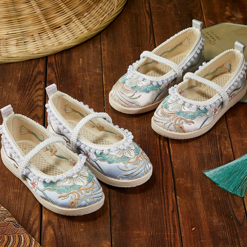 Обувь для девочек в этническом стиле с вышивкой ханфу, старая пекинская тканевая обувь, повседневная детская танцевальная обувь на подошве из воловьей кожи, кружевная детская обувь.