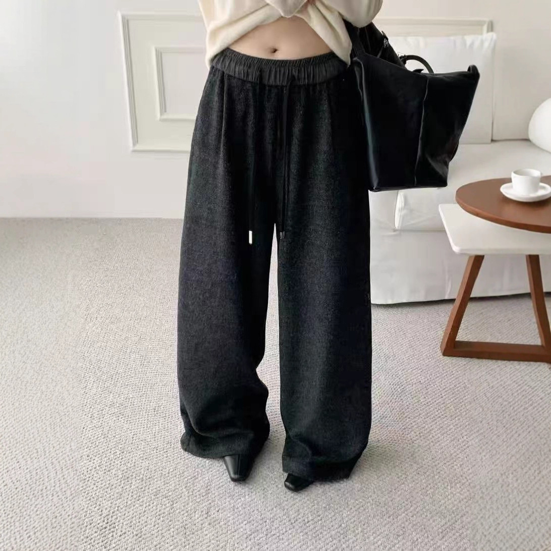 预9235（内里奥利绒-560克）绝绝子羊绒直筒裤-不退换