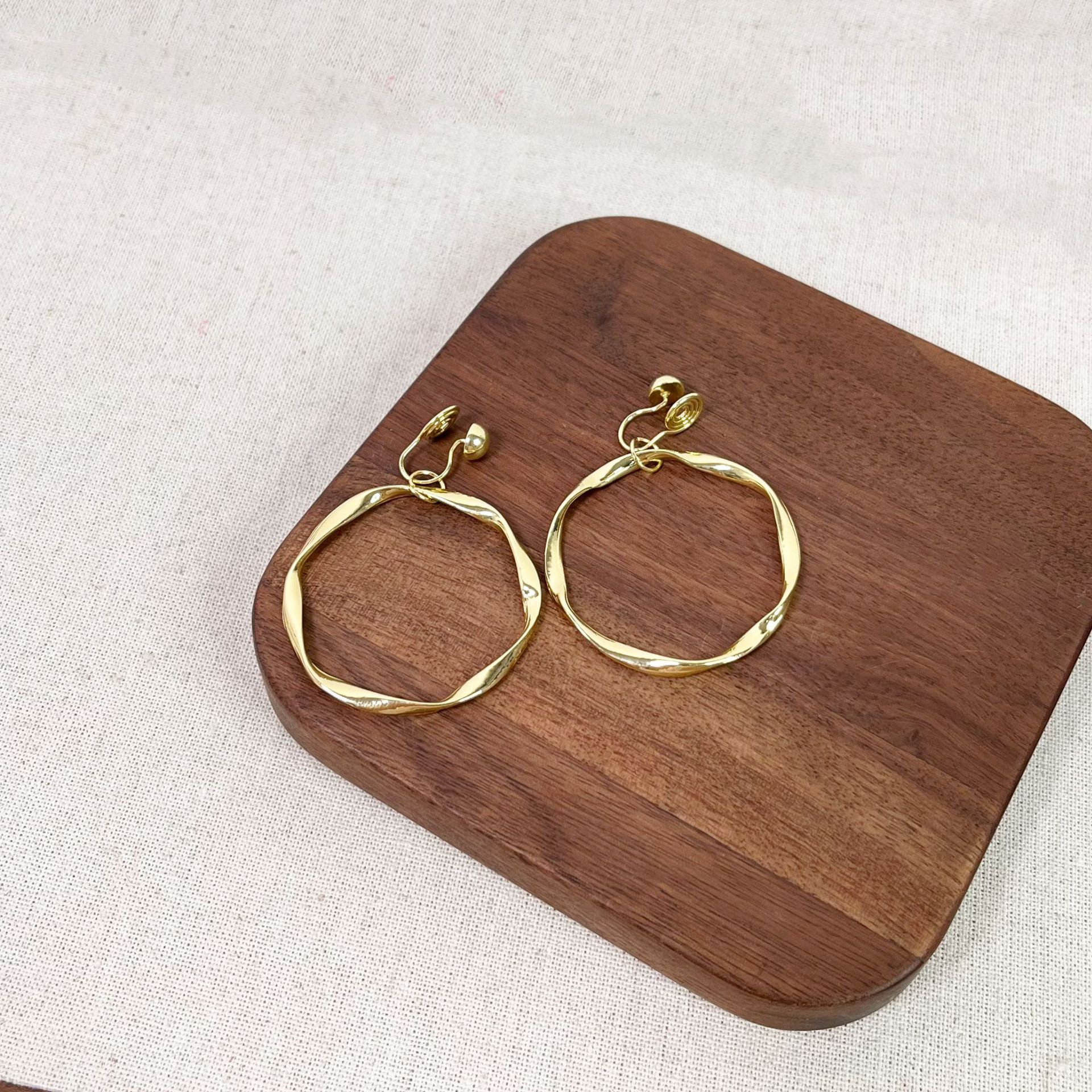 12# gold pigment hoop ear clip-3.8CM