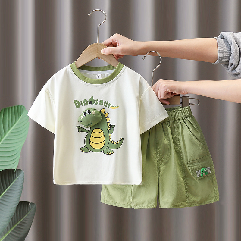 8130 traje de verano para niños 2025 nuevos pantalones cortos de manga corta de dinosaurio para niños de dos piezas ropa de verano para bebés de moda