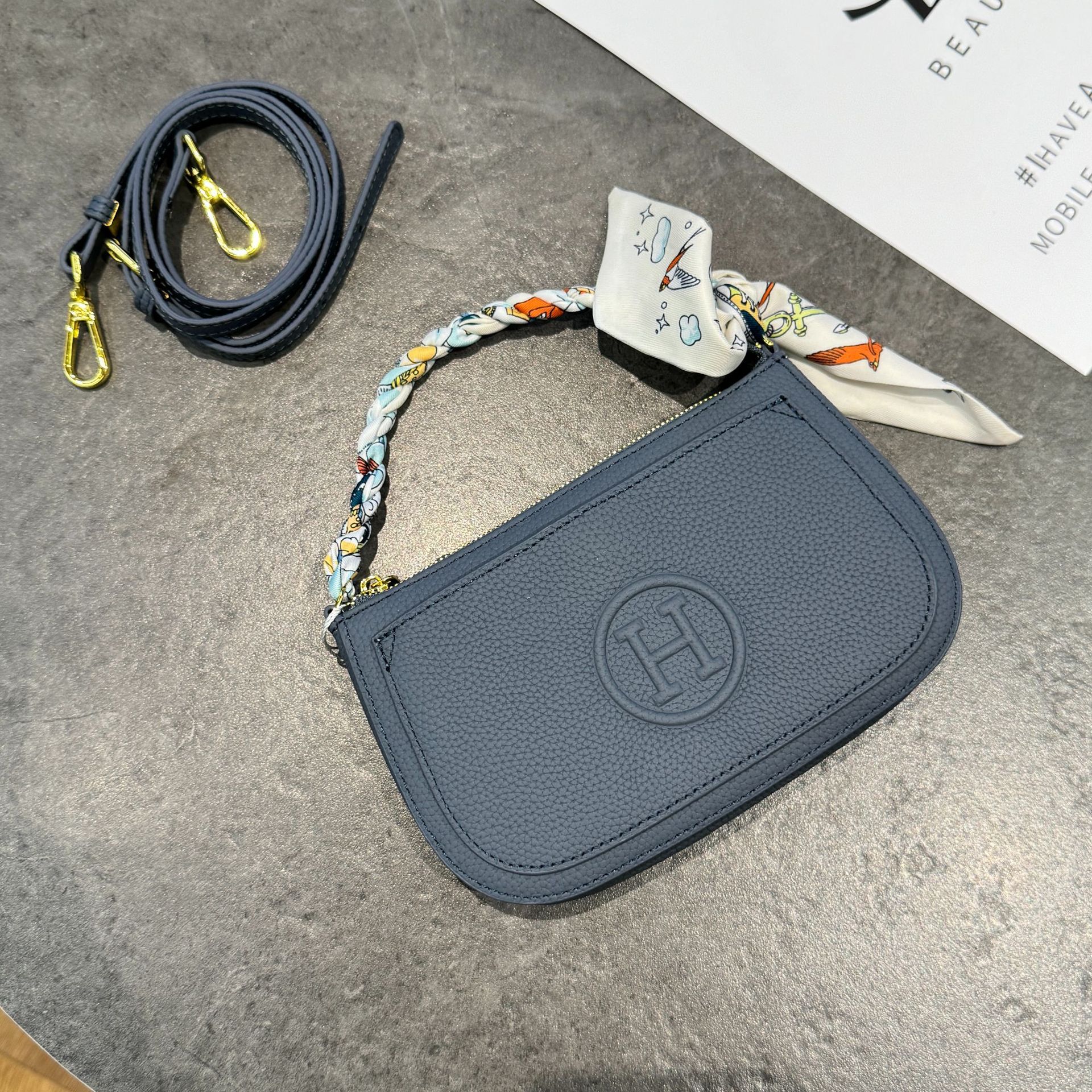 스모크 블루(가죽)