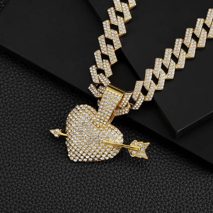 27g Weight Alloy Pendant Material Rhinestones Inlay Material Pendant Necklace, Necklace Pendant Classification Alloy Chain Material Cuban Link Chain Curb Chain Chain Type 1 Piece Quantity Daily Occasion Alloy Material Heart Shape, Arrow Pattern All Seasons Season Unisex Gender Inlay Design Exaggerated Style Exaggerated Heart Shape Arrow Alloy Inlay Rhinestones Unisex Pendant Necklace Necklace Pendant Men Pendant Necklaces 1