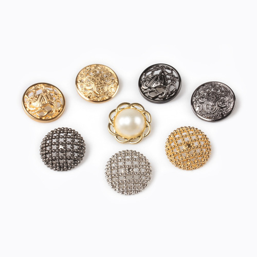 Button with hollowed-out pearl metal buckle, gold color men's shirt sweater trench coat decorative coat suit coat for women, round shape