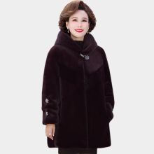 中老年皮草女老人冬装外套貂皮大衣连帽奶奶仿貂毛妈妈装加厚批发