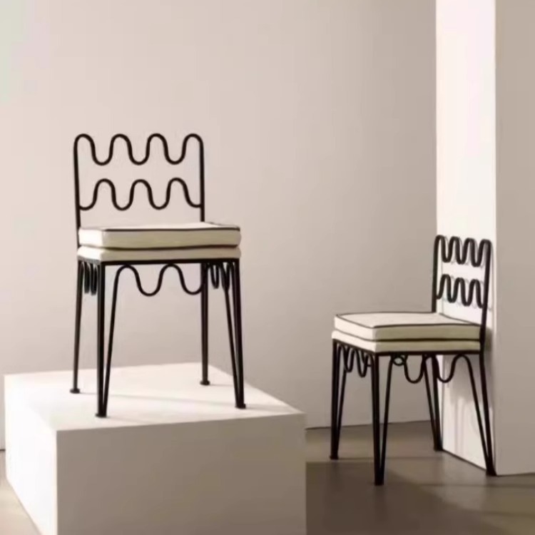 Nordic Wrought Iron Dining Chair Creative Restaurant Personality Chair Commercial Minimalist Metal Bedroom Backrest Designer Bar Chair