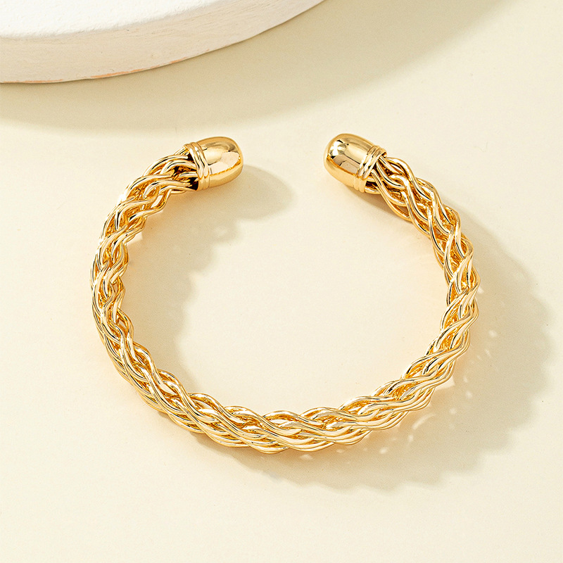 Fashion Twist Alloy Plating Bangle