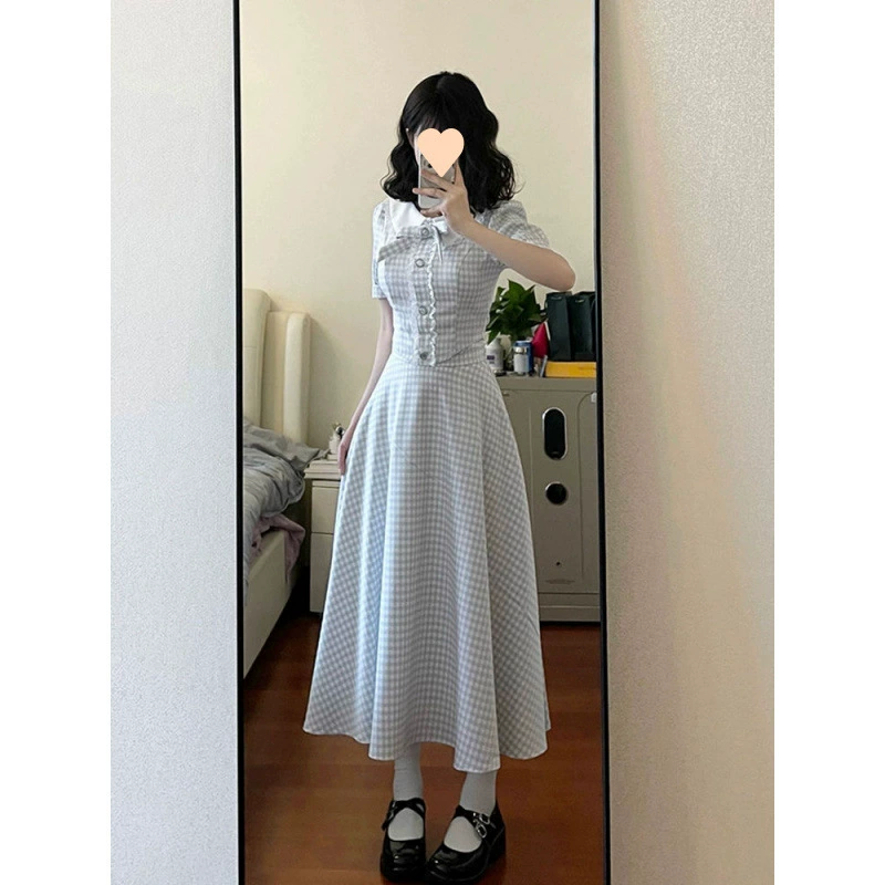 Весенне-летний новый стиль: комплект из топа с коротким рукавом и юбки в клетку с воротником-стойкой для женщин