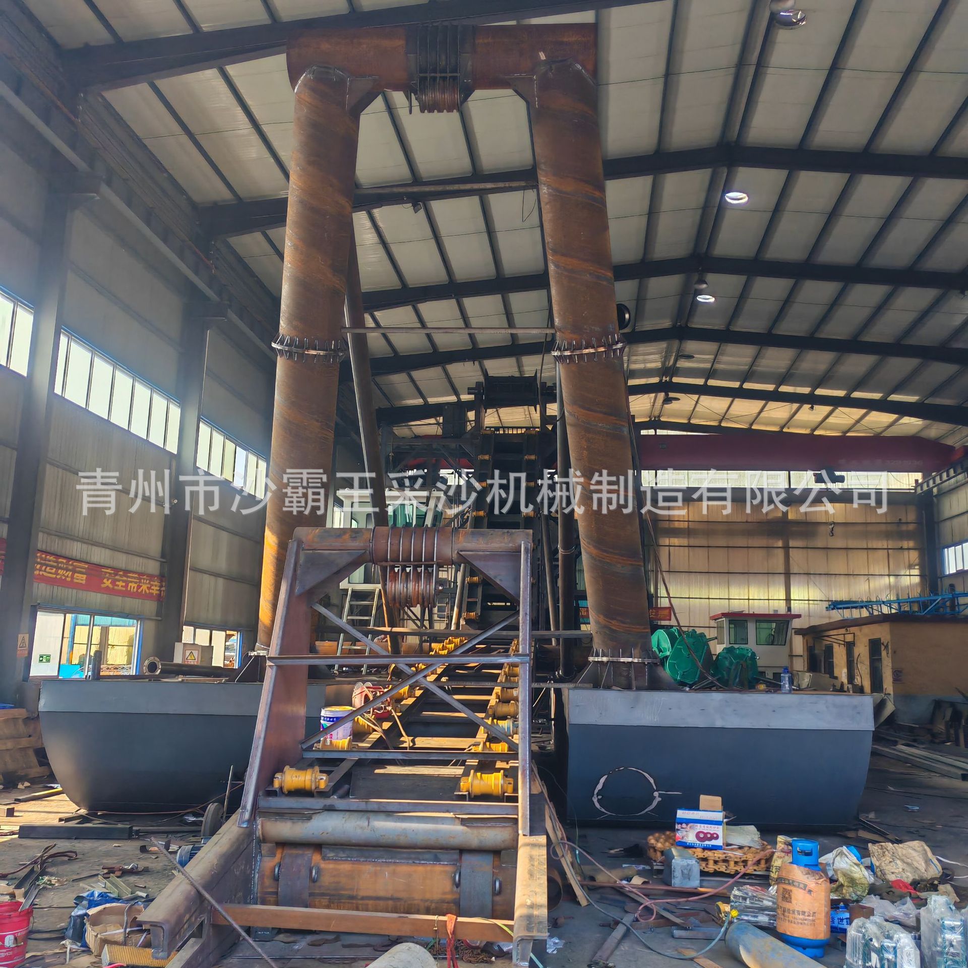 分体式链斗挖沙船淘金船可根据客户情况生产可代＋工一手货源