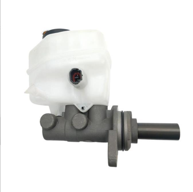 47201-60A30 automobile brake master cylinder brake master cylinder is suitable for Toyota LAND CRUISER