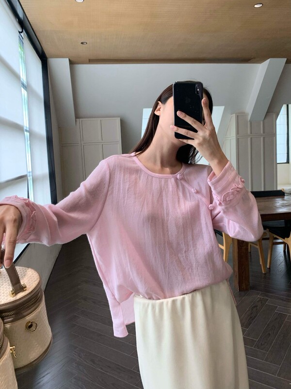 25 New Design Models with Simple and Fashionable Lace Sleeves and Round Neck Australian Wool Shirt 111