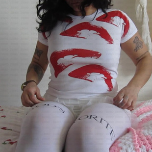 ���Q�ļ�BM�L�¿�Ů�b�Ըмt��ӡ��T���W���Ը������������^��