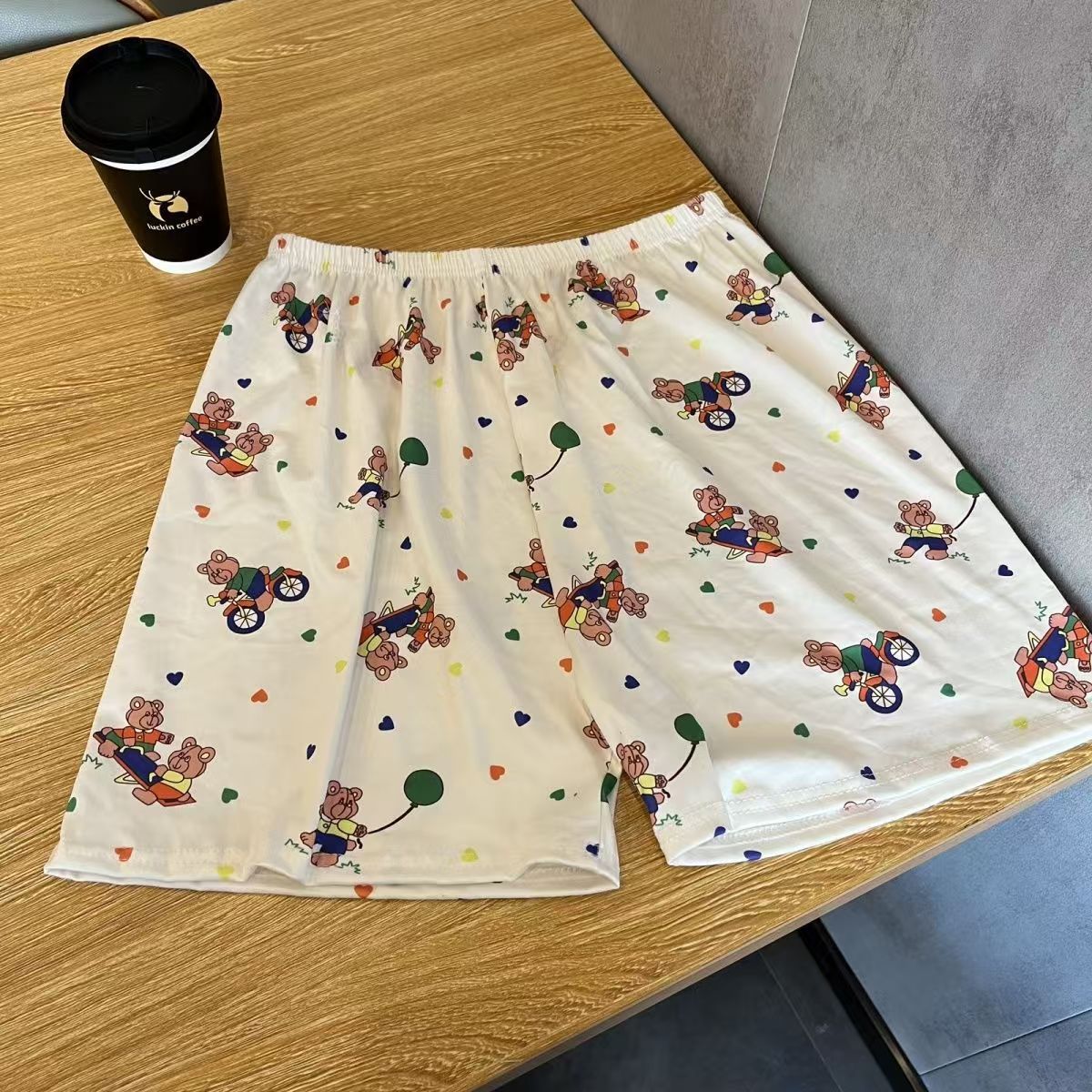 Pantalones cortos - 13 Balloon Bear
