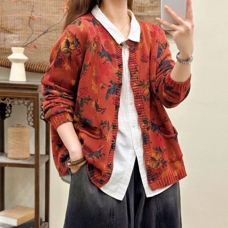 Wholesale printed knitted cardigan, new autumn 2026 model, artistic single-breasted round-neck jacket for women 85116