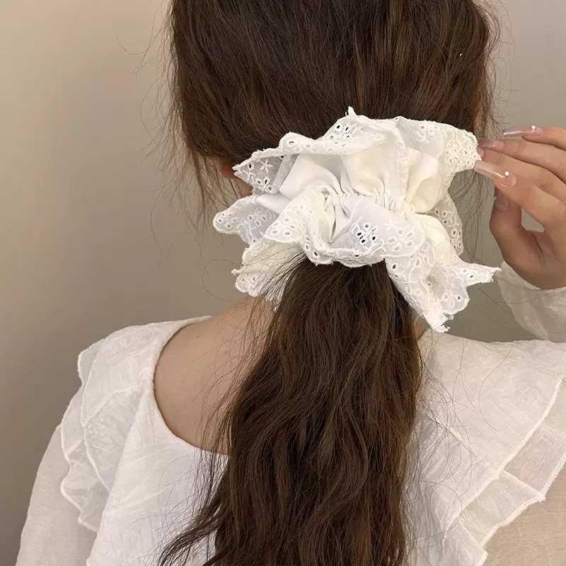 White lace double layer large