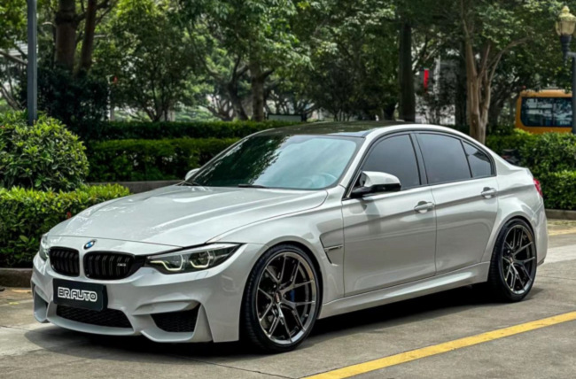 Crystal volcanic ash