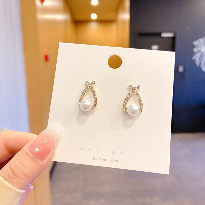 Pendientes de aleación moda coreana, estilo lujo ligero, ideales para puestos callejeros, mercado nocturno y ventas en vivo, al por mayor