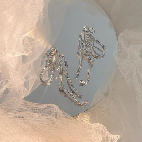 European and American personalized creative multi-layered ribbon metal earrings female Internet celebrity ins niche design temperament earrings earrings trend