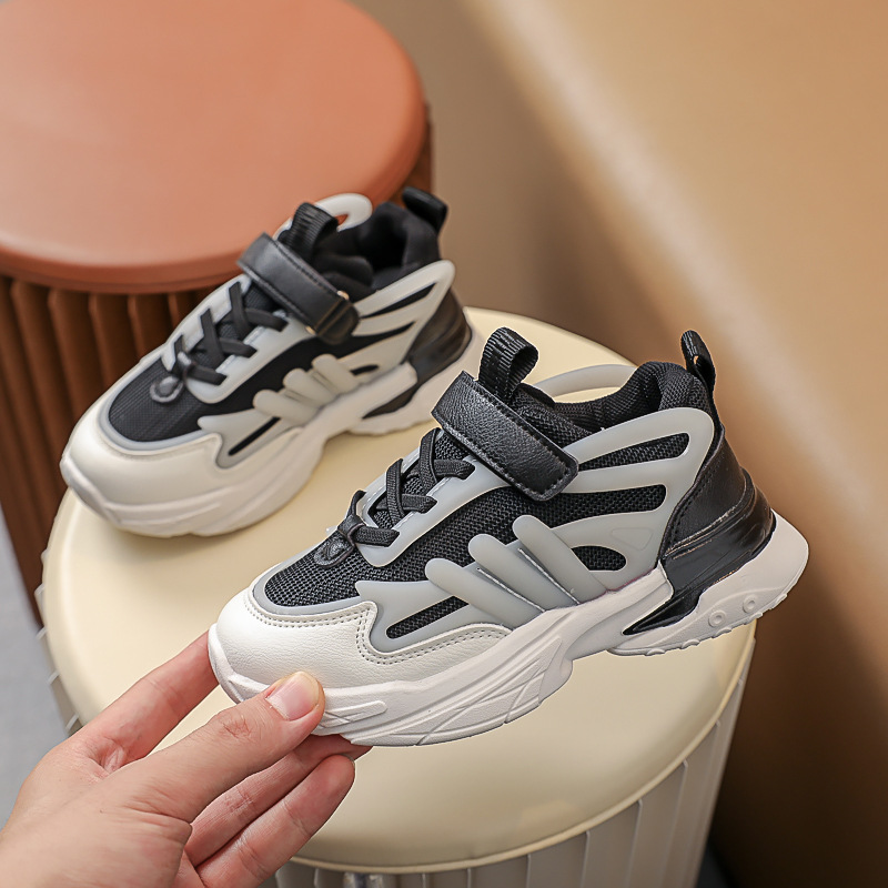 Zapatos luminosos para niños, otoño 2025, nuevo estilo coreano, zapatos deportivos para niños, zapatos de suela blanda para niñas, zapatos de papá, zapatos para correr para estudiantes