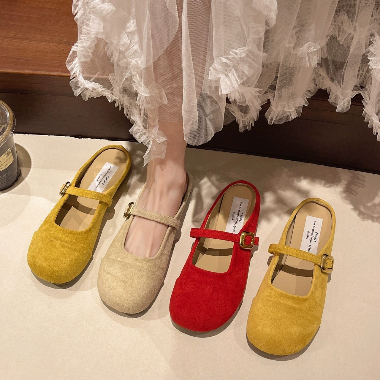 Ретро-шлепанцы Baotou для женщин, летняя новинка 2025 года, корейский стиль, универсальные, удобные, мягкая подошва, комфортные сандалии.