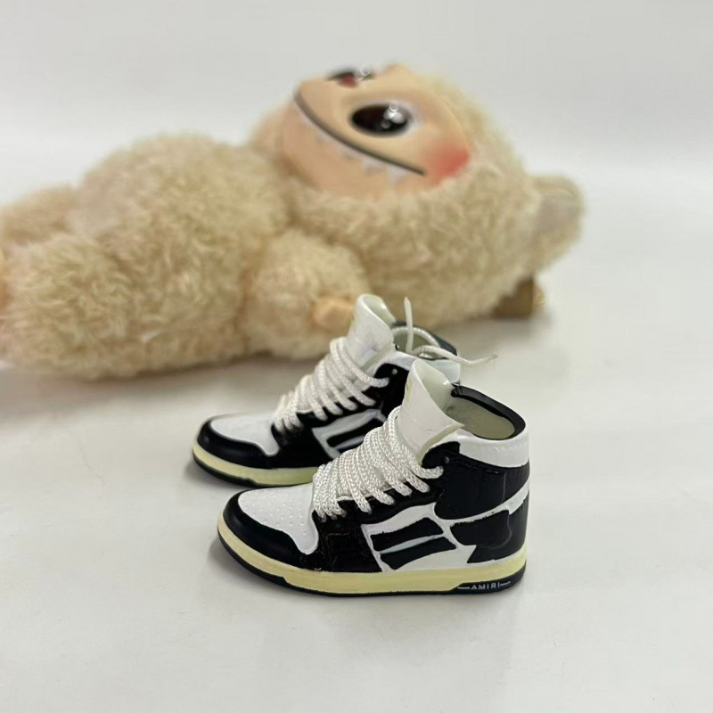 LABUBU Zapatos Rabu Ropa de bebé 17cm felpa vinilo bolso de muñeca colgante para zapatos desnudos caja ciega