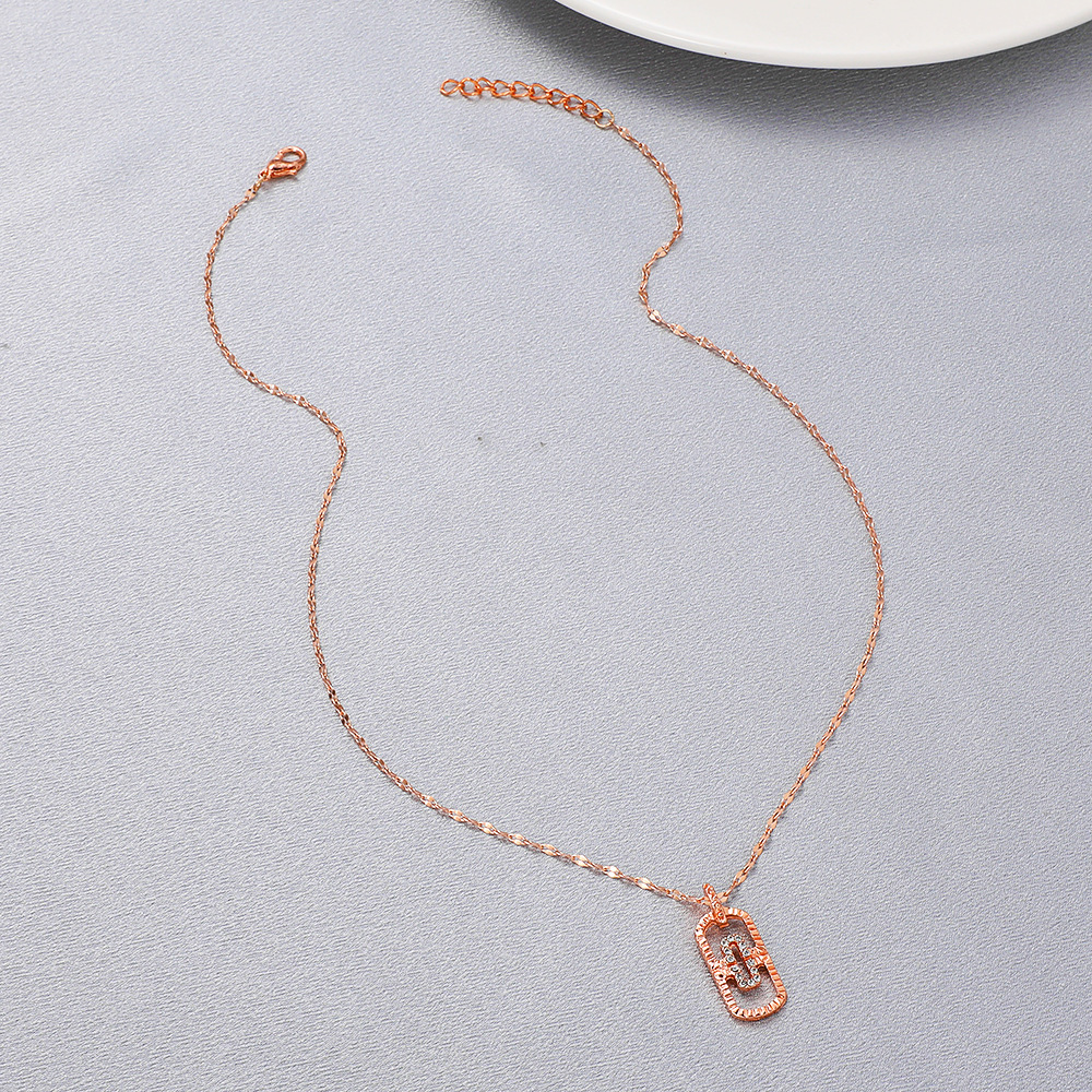 2021 New Paper Clip Collar Korean Version Versatile Fashion Hollow Square Pendant Necklace Autumn/Winter Sweater Chain_voghion.com