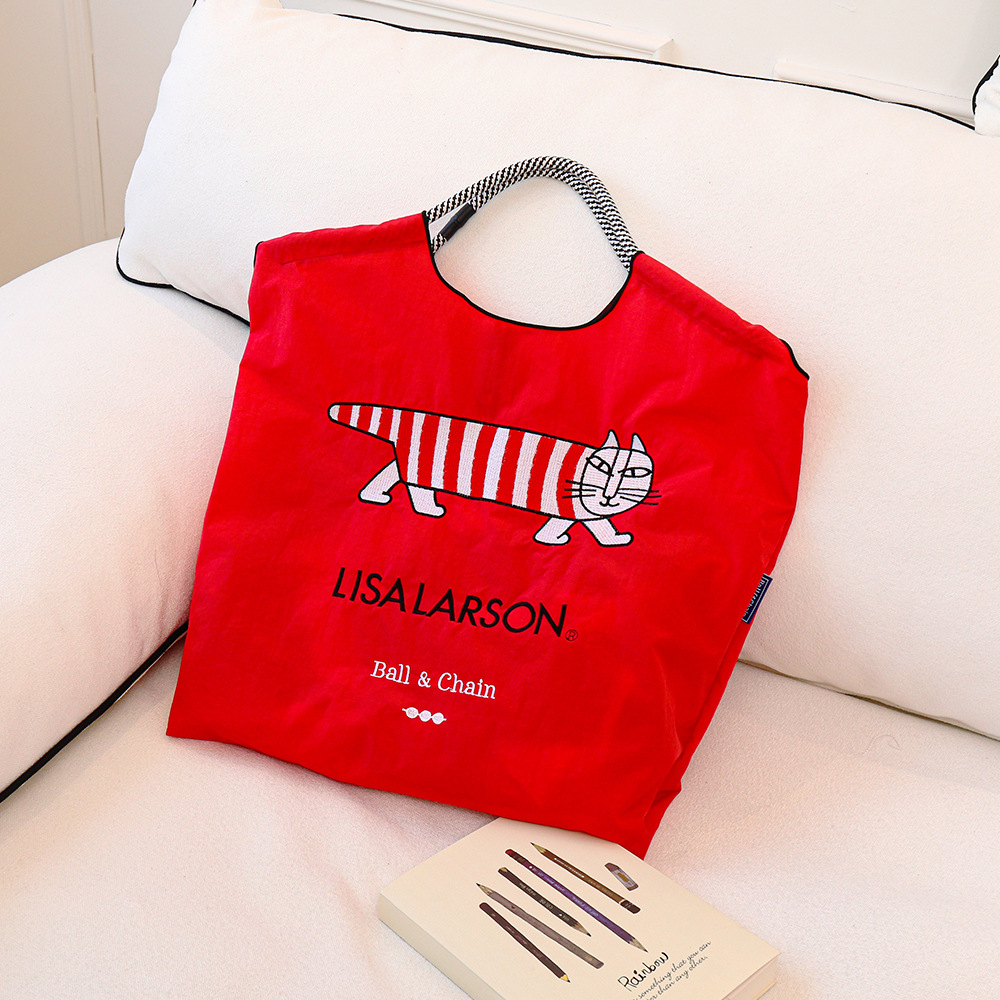 厳選ネット赤同項日系ボールチェーン刺繍レジ袋女性ファッション小衆大容量シングルバッグ潮