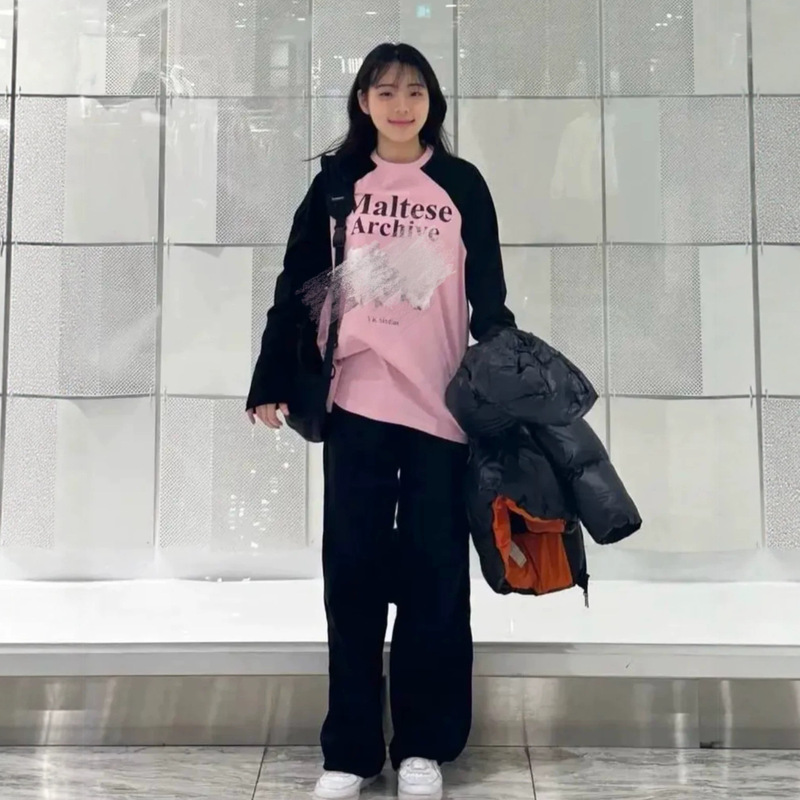 【Clearance】Korean niche designer long-sleeve T-shirt with cute three-dog print and raglan sleeves 【Clearance】Korean niche designer long-sleeve T-shirt with cute three-dog print and raglan sleeves