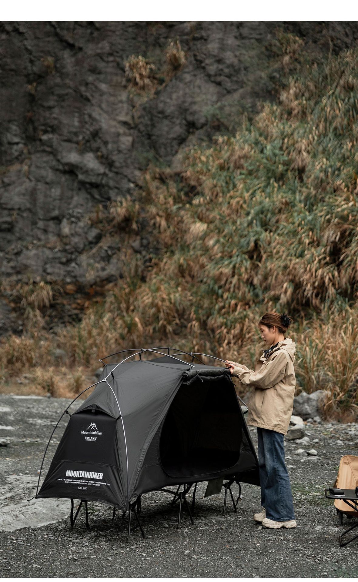 Mountain Outdoor Camping Tent, Portable Lightweight Hiking Tent for Camping, Fishing, and Mountaineering