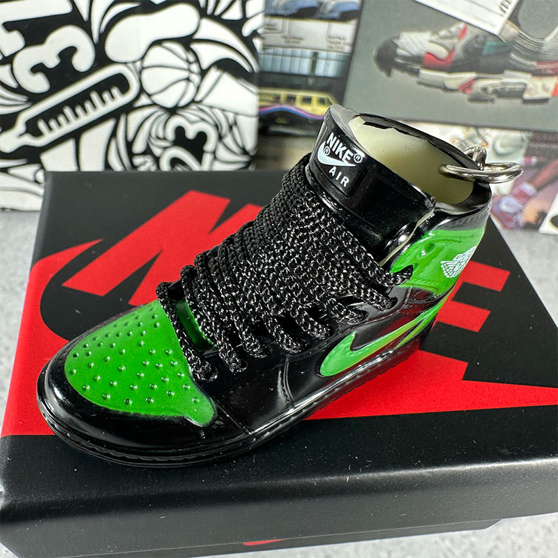 135. dark green black + box