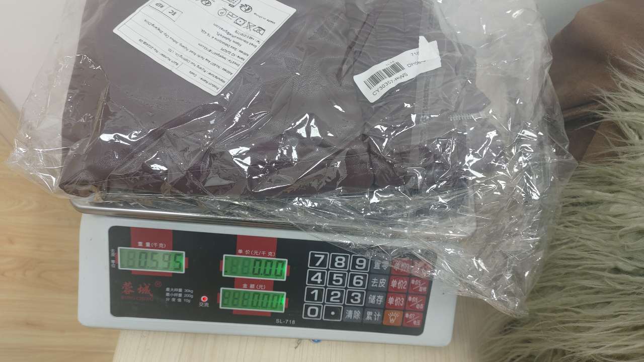 S 사이즈 595g, 최대 패키지 무게 668g