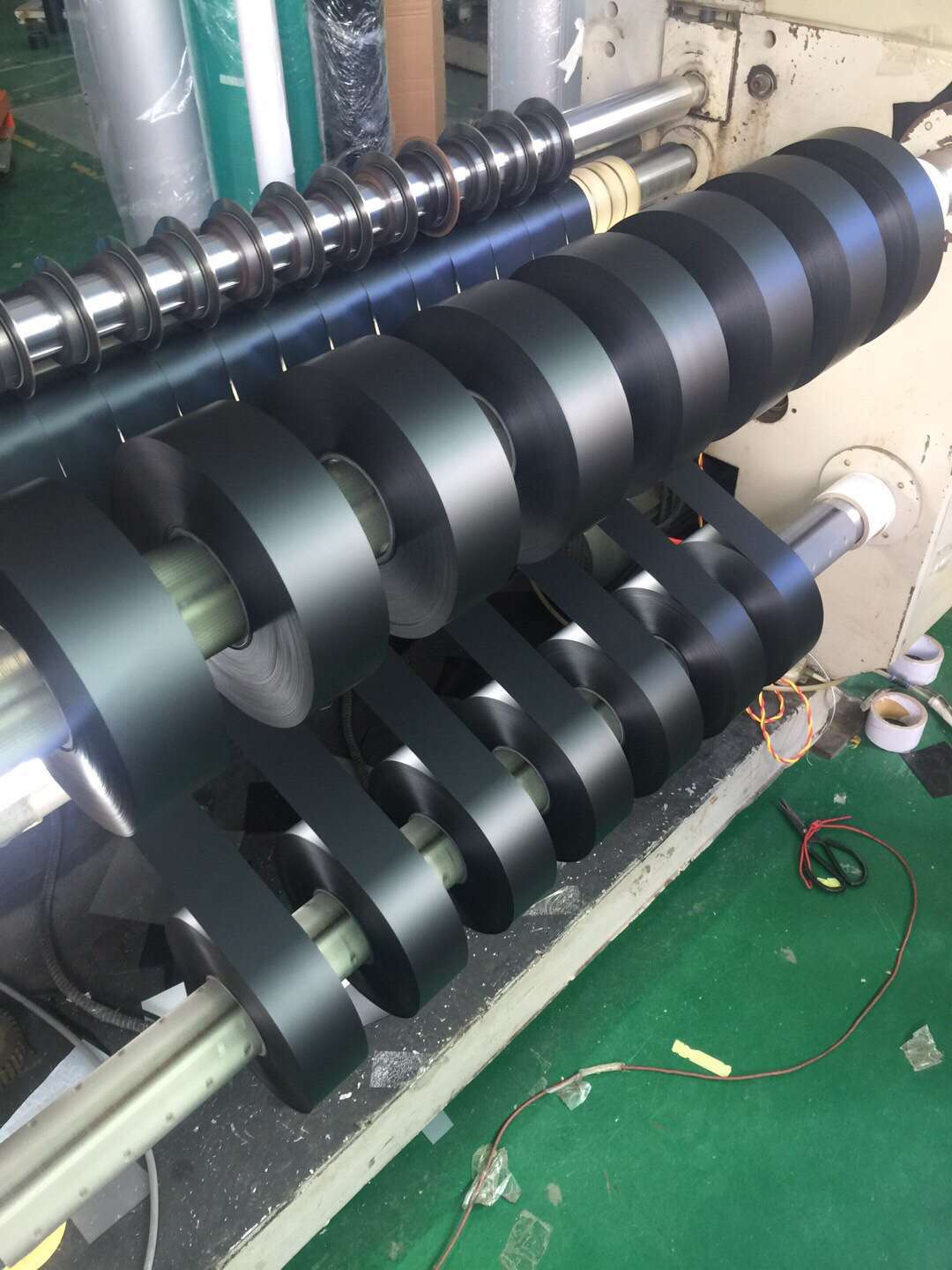 龍崋印刷PC870阻燃级哑光中砂/厚度0.5mm*尺寸930mm*长1830m片料