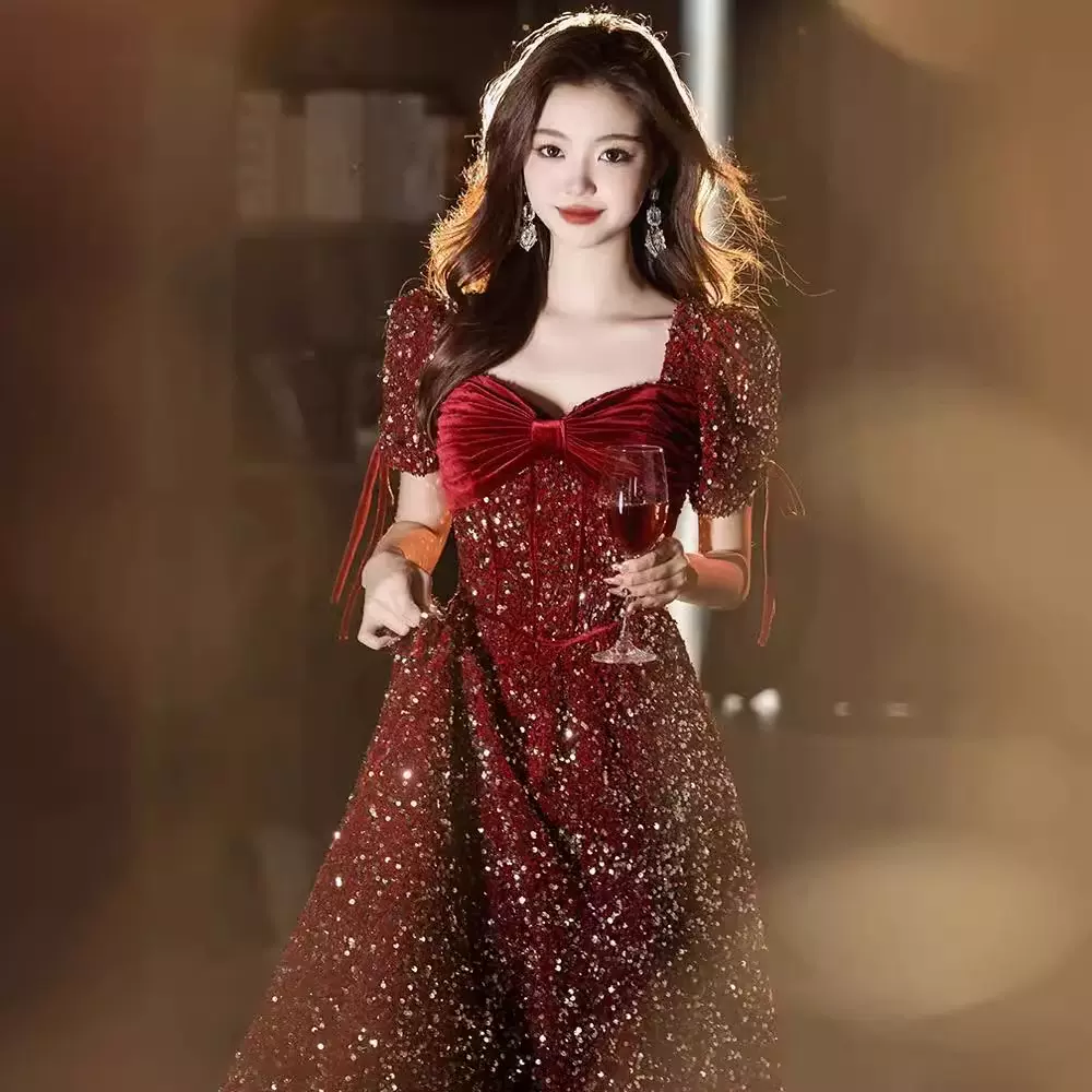 红色敬酒服新娘2025高级感小个子订婚裙结婚礼服法式亮片在逃公主