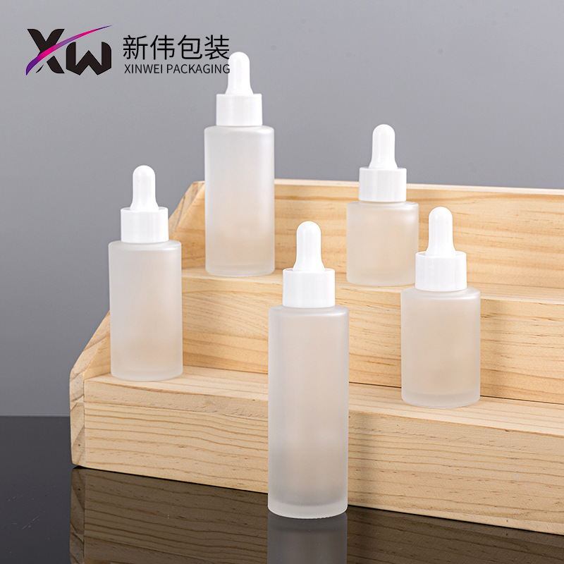 在庫あり 30ml フロストエッセンシャルオイルボトル 直円平肩フロストガラスボトル 美容液分注ボトル ジェルヘッドドロッパーボトル|undefined