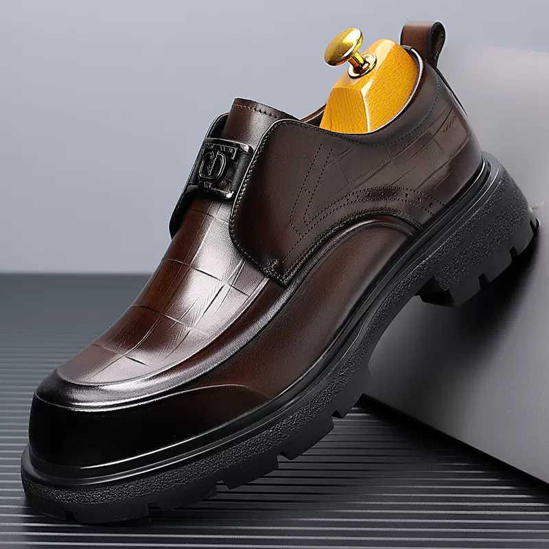 头层牛皮商务休闲皮鞋真皮透气正装一脚蹬套脚男鞋厚底结婚德比鞋
