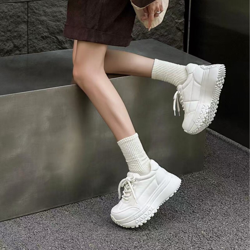 超轻厚底皮面阿甘老爹鞋ins潮女2025秋冬款休闲运动百搭增高单鞋|undefined
