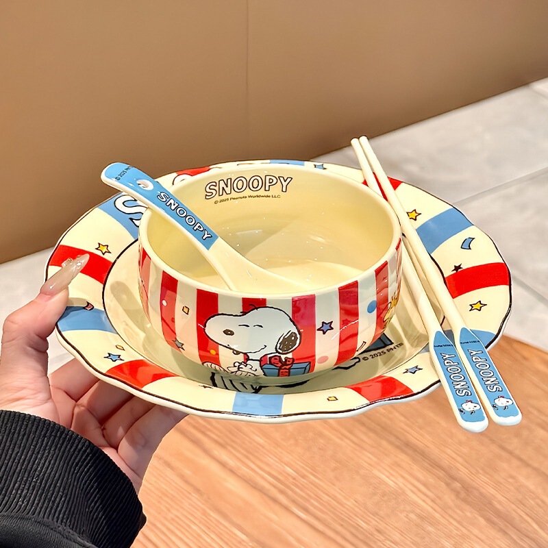 Cute Snoopy Collaboration Single-Serving Tableware Set, High Aesthetic Value Household Ceramic Rice Bowl, Breakfast Plate, Bowl and Dish Set Cute Snoopy Collaboration Single-Serving Tableware Set, High Aesthetic Value Household Ceramic Rice Bowl, Breakfast Plate, Bowl and Dish Set