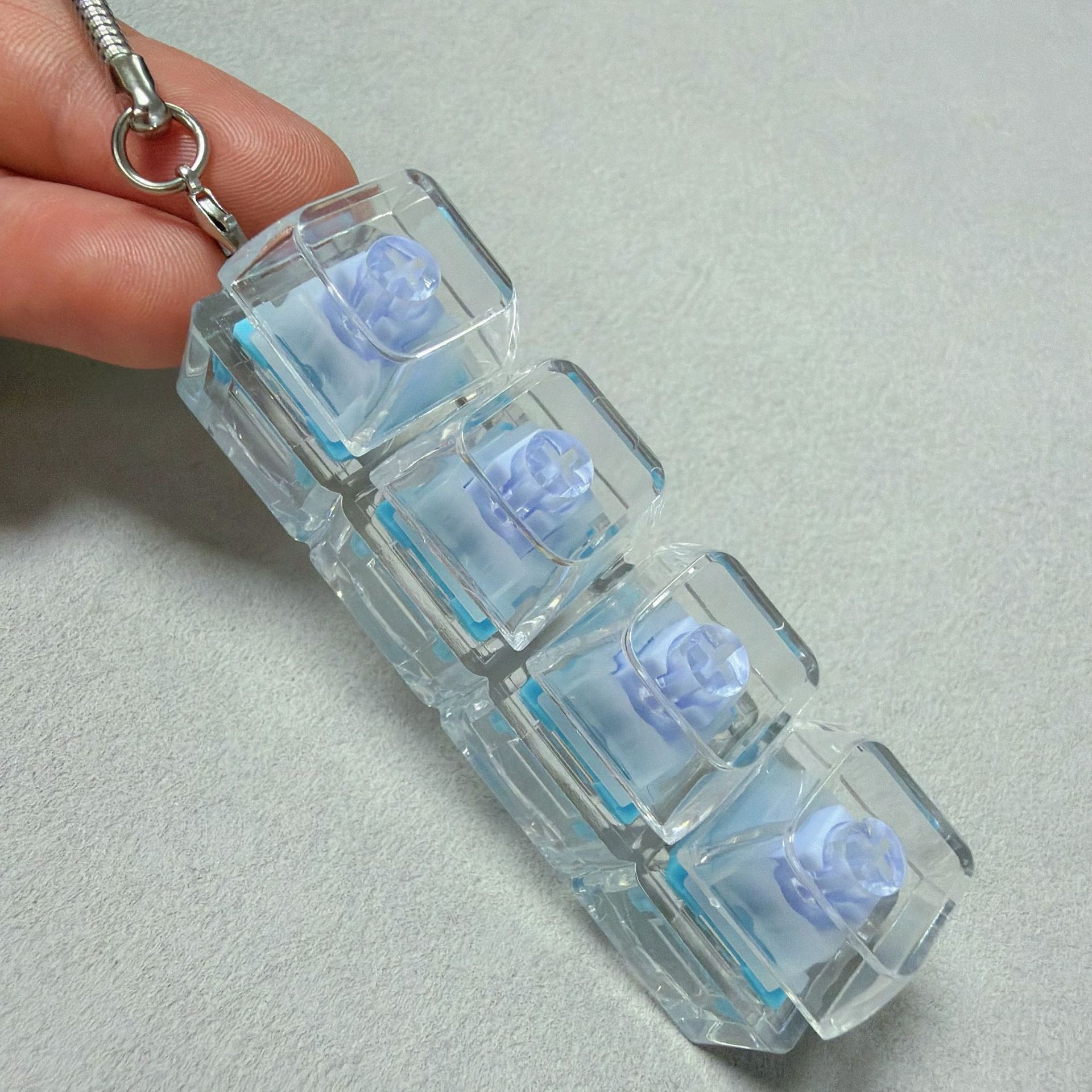 Pc four-button-haze blue shaft+snake bone chain