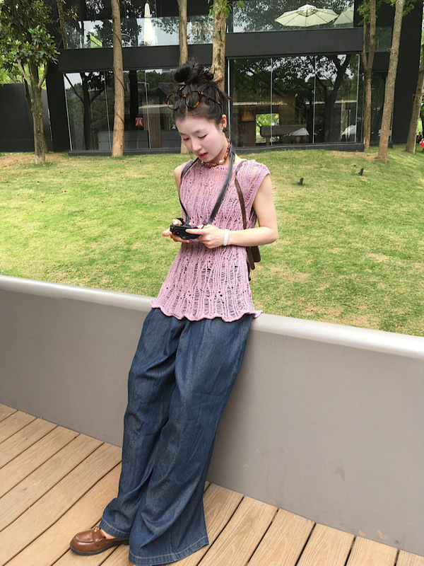 ニッチデザイン中空ノースリーブラウンドネックニットベスト2025夏の新しいスリムフィットで多用途な女性用トップ|undefined
