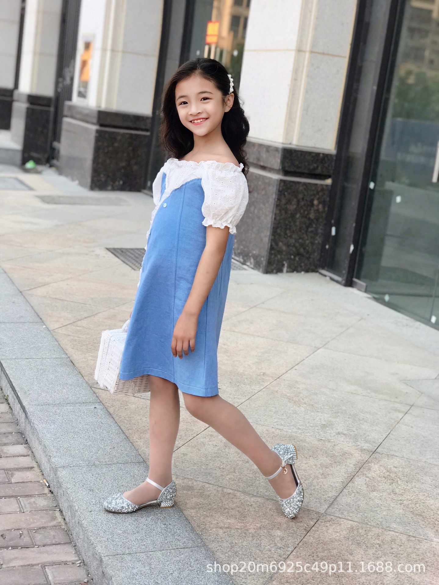 O1CN01B7SUKZ1PmurVNInVy_!!0-ra