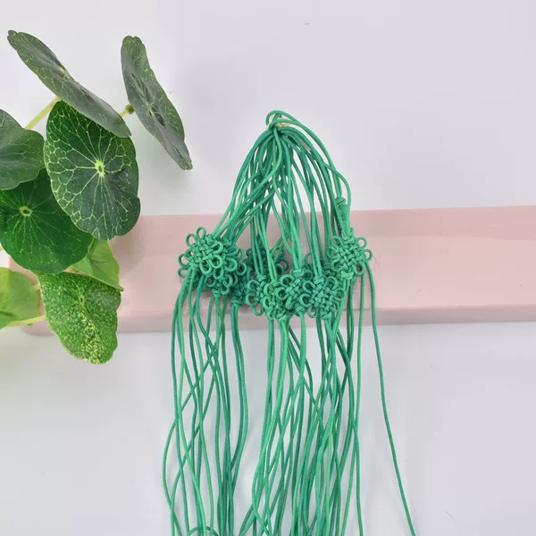 20 green A-line square flowers