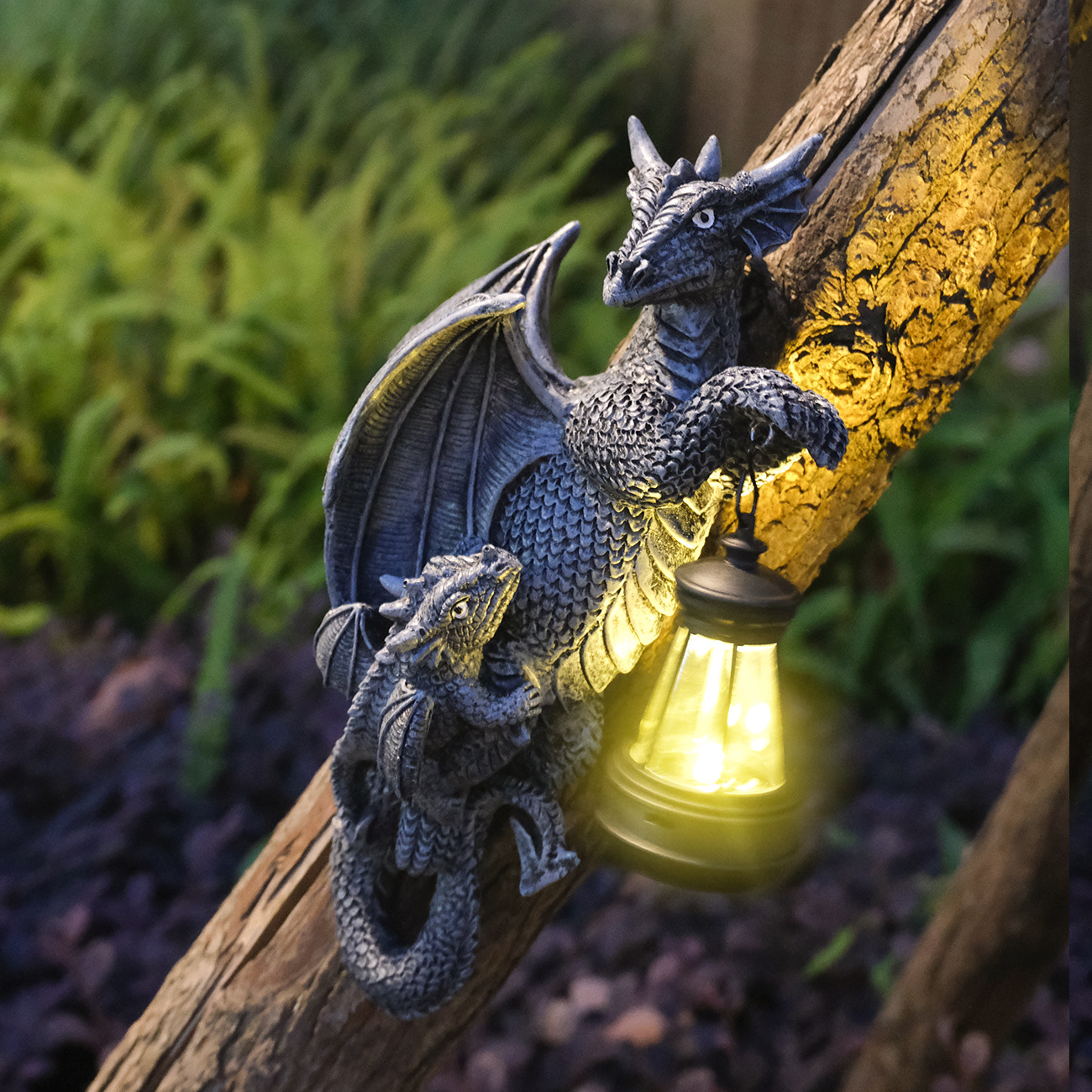 Solar-Powered Wall-Mounted Dinosaur Outdoor Light, Courtyard Decorative Ornaments, Animal Statue, Illuminated Wall Art, Small Night Light_voghion.com
