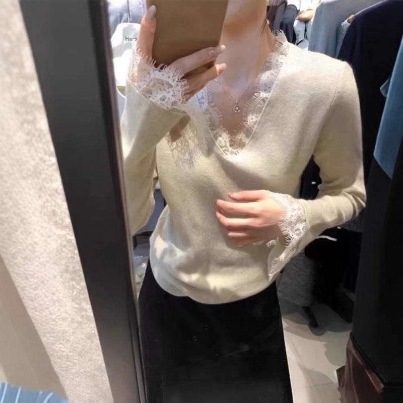 法式气质蕾丝拼接V领针织衫女秋冬超好看内搭毛衣喇叭袖打底上衣|undefined