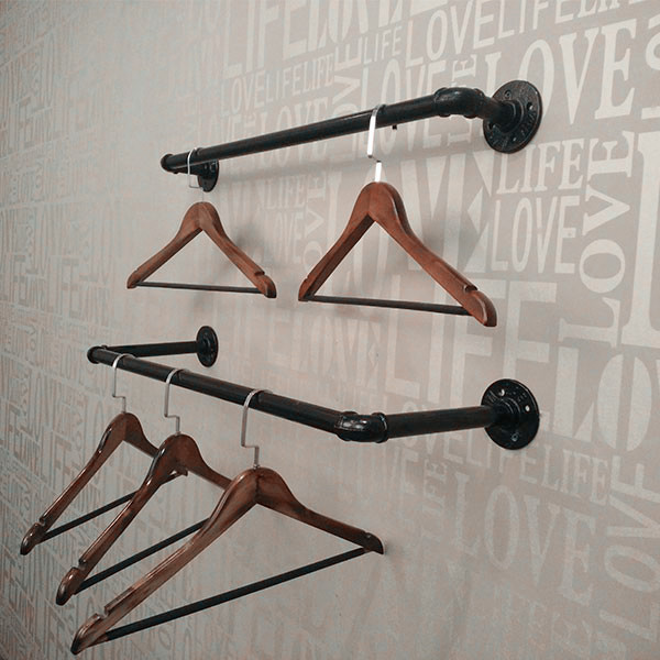 Wrought Iron Vintage Clothing Store Wall-Mounted Side Hanging Display Rack U-Shaped Pipe Clothes Rack Women's Clothing Display Rack Vertical Hanging Rack