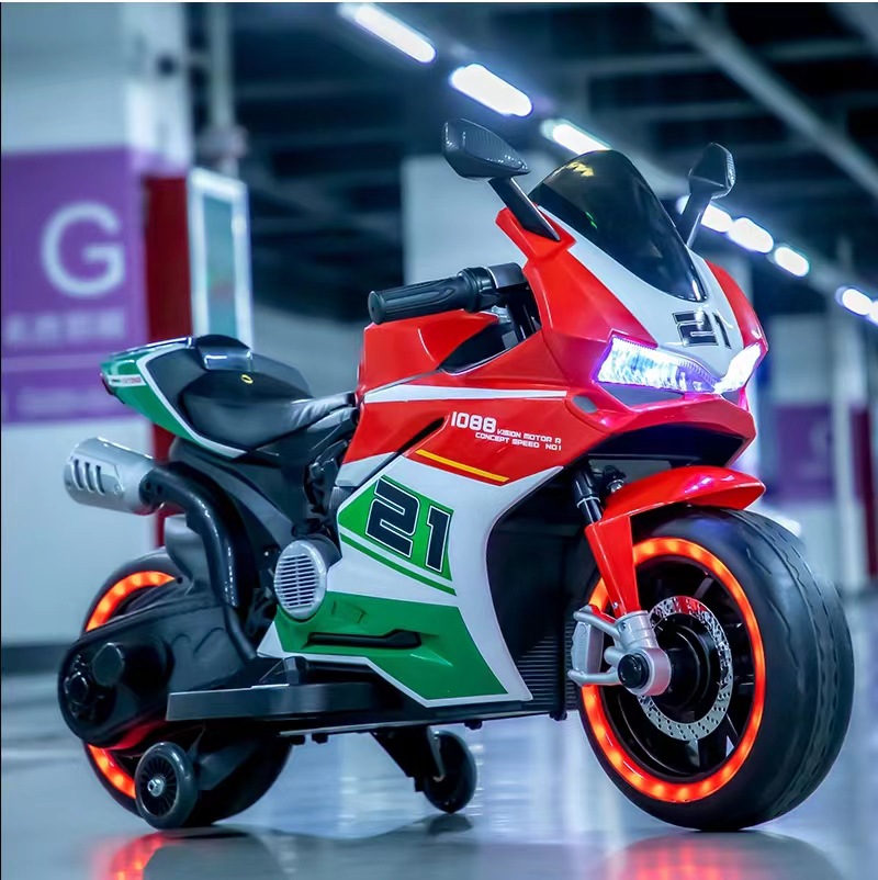 Electric motorcycle with seat for double