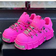 网红爆款男鞋2025新款欧洲站男鞋厚底增高休闲板鞋小众设计感男鞋