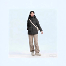 两棵树冬季新款中长款连帽收腰修身羽绒服科龙同款高绒腰带外套女