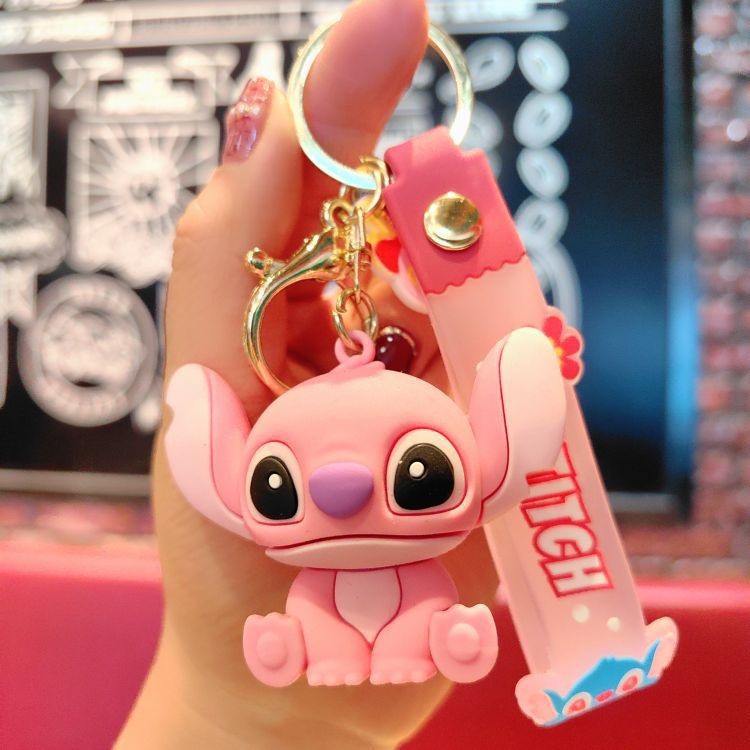 Dibujos animados pvc serie de anime llavero juego de marea muñeca llavero de coche bolsa colgante máquina de garra regalo al por mayor