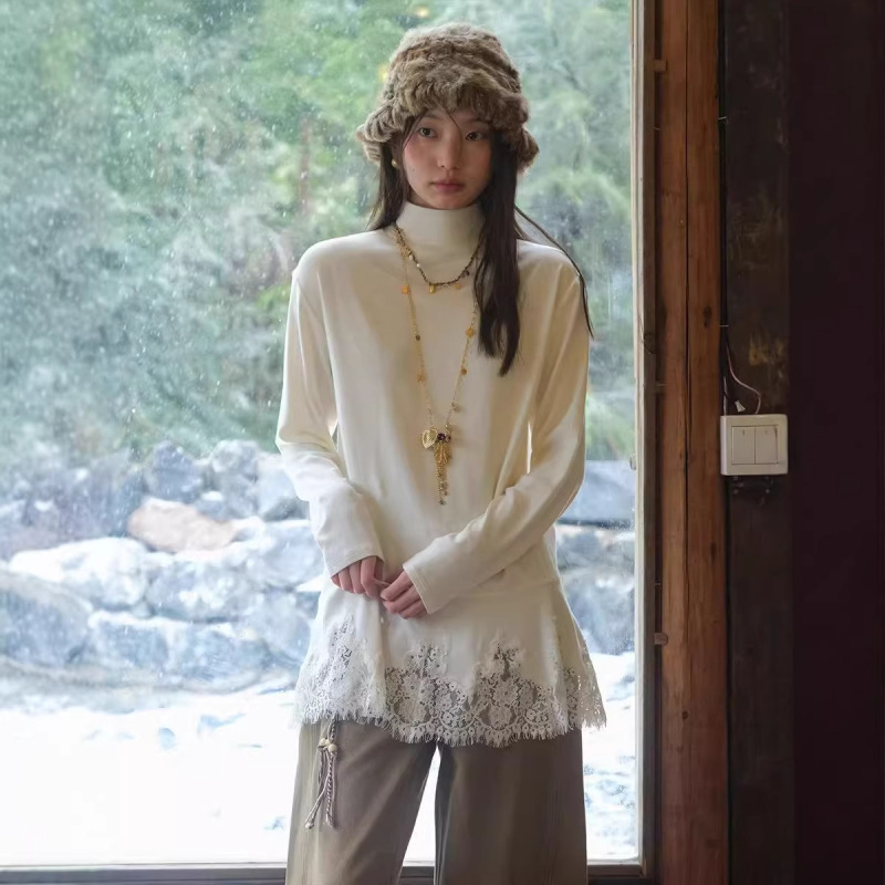 Korean-Style Design Lace White High-Neck Long-Sleeve Base Shirt for Women, Lace Overlay Layered Inner Top T-Shirt for Autumn and Winter